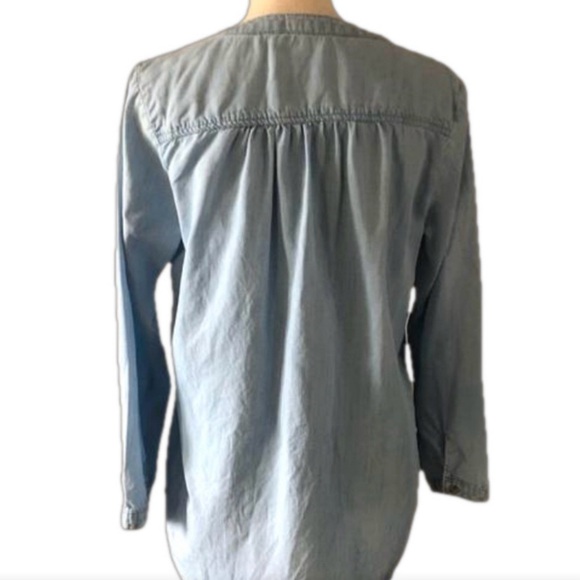 ANTHROPOLOGIE Cloth & Stone chambray 3/4 sleeve popover, open v-front, size M - Picture 4 of 5